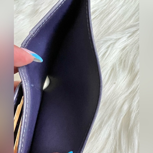 Authentic Louis Vuitton Vernis Wallet - Picture 9 of 12